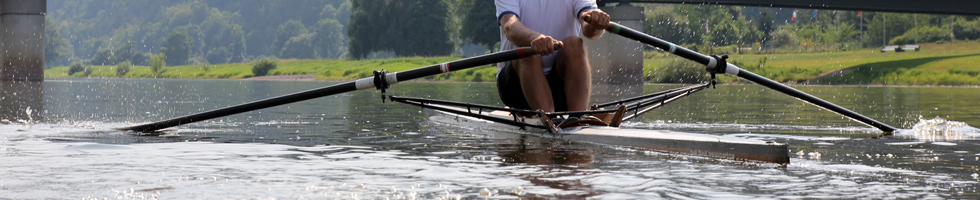 Ruderboot auf der Weser in Bodenwerder